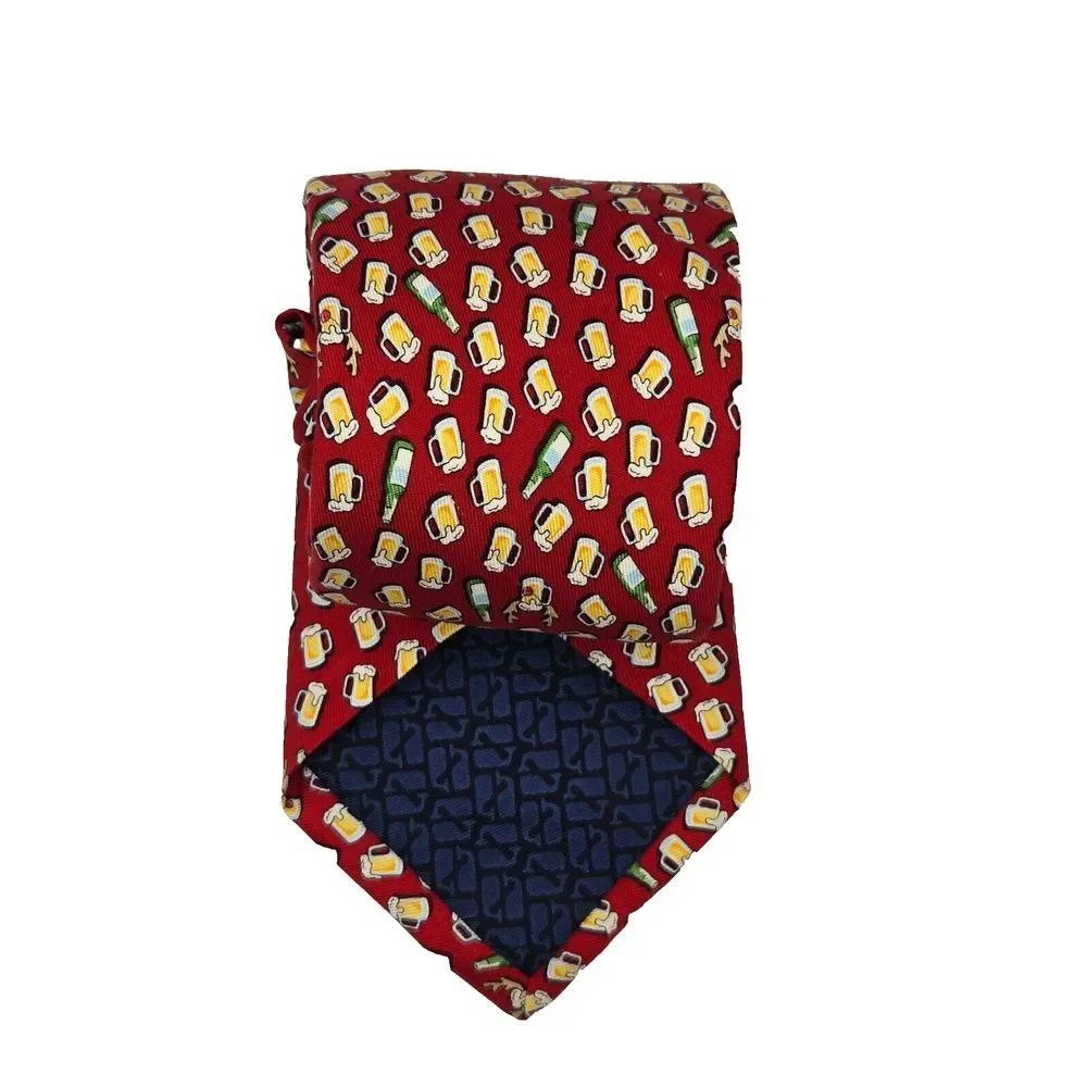 Vineyard‎ Vines Red Nosed Reinbeer Pattern Print Silk Tie Made in USA Red